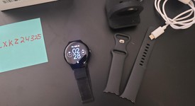 Mint
													Google Pixel Watch - Unlocked, Black, LTE, photo 2 of 4