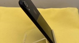Good
													Apple iPhone Xr - AT&T, Black, 64 GB, A1984, photo 3 of 6