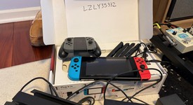 Good
													Nintendo Switch - Red & Blue, 32 GB, photo 4 of 5