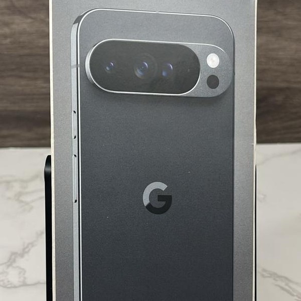 Google Pixel 10 Pro XL - Unlocked, 256 GB, Obsidian, GUL82