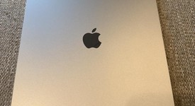 Good
													Apple iPad Pro 12.9" 6th Gen 2022 - Unlocked, Silver, 128 GB, photo 4 of 5