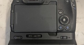 Mint
													Canon EOS RP, photo 3 of 6