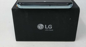 Mint
													LG K71 Stylus - Unlocked Non-US, White, 128 GB, 4 GB, photo 4 of 6