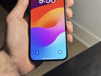 Apple iPhone 13