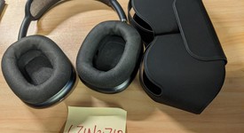 Used
													Apple AirPods Max - Gray, photo 1 of 11