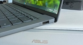 Mint
													Asus Zenbook, photo 4 of 6