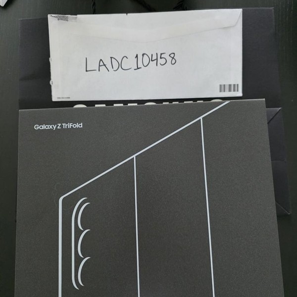 Galaxy Z Trifold - Unlocked, 512 GB, Crafted Black, 16 GB, SM-F968U1