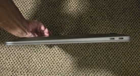 Good
													MacBook Air 2020 - 13" - I5, Gray, 512 GB, 8 GB, photo 5 of 9