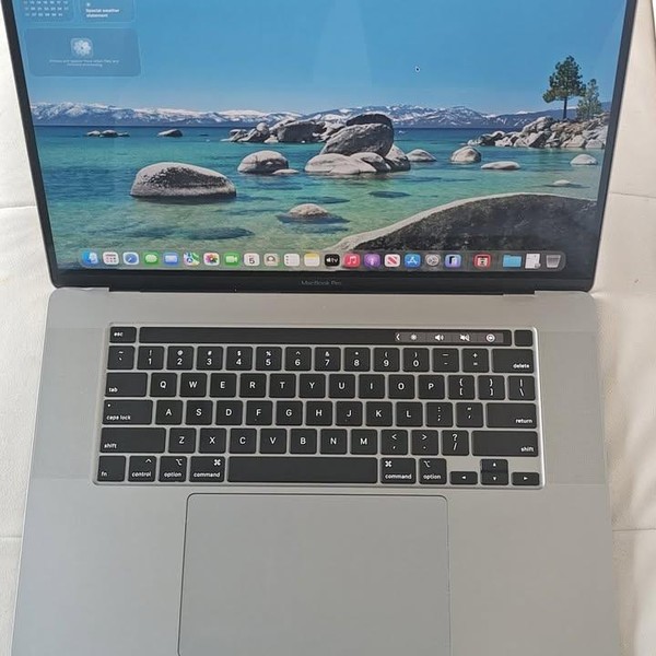 MacBook Pro 2019 - 16 inch - 1 TB, Gray, 16 GB, Intel Core i9