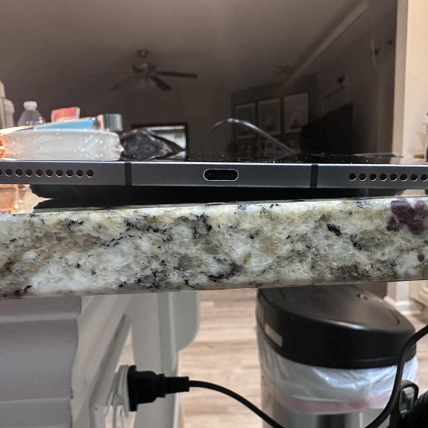 Apple iPad Air 5th Gen - Unlocked, 64 GB, Gray, A2589