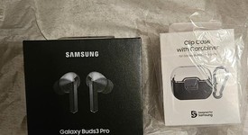 New
													Samsung Galaxy Buds3 Pro - Silver, photo 1 of 3