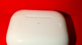 Used
													Apple AirPods Pro 2 - USB-C, photo 4 of 4