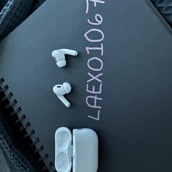 Apple AirPods Pro 2 - USB-C