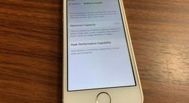 Good
													Apple iPhone SE 1st Gen 2016 - Unlocked, Gold, 64 GB, A1662, photo 2 of 4