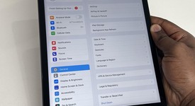 Good
													Apple iPad 9th Gen - Unlocked, Gray, 64 GB, A2603, photo 5 of 12
