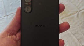 Mint
													Sony Xperia 1 V - Unlocked, Black, 256 GB, 12 GB, photo 5 of 8