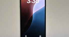 Mint
													Apple iPhone Xs Max - Unlocked Non-US, Silver, 256 GB, A2101, photo 1 of 9
