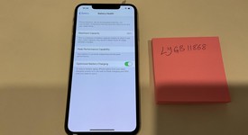 Mint
													Apple iPhone Xs Max - Unlocked, Gold, 64 GB, A1921, photo 3 of 13