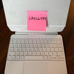Used Apple Magic Keyboard for iPad - White