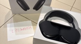 Used
													Apple AirPods Max - Gray, photo 1 of 7