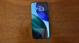 Mint
													Apple iPhone 15 Pro - Unlocked, Natural, 128 GB, A2848, photo 4 of 15