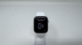 Good
													Apple Watch Series 7 45mm - Unlocked, Starlight, A2477 - Cellular, Aluminum, photo 1 of 6