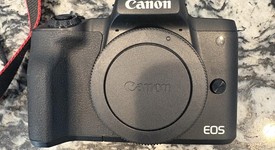 Mint
													Canon EOS M50, photo 3 of 8