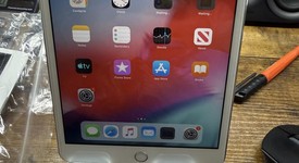 Good
													Apple iPad Mini 3 - Unlocked, Silver, 64 GB, A1600, photo 5 of 5