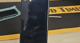 Good
													Apple iPhone SE 3rd Gen 2022 - Unlocked, Midnight, 256 GB, A2595, photo 3 of 3