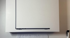 New
													MacBook Air 2025 (M4) - 13" - Apple M4, Midnight, 512 GB, 16 GB, photo 1 of 8