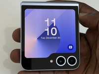 Samsung Galaxy Z Flip6