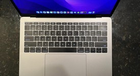 Good
													MacBook Pro 2017 (No Touch Bar) - 13" - I5, Gray, 128 GB, 8 GB, photo 3 of 10