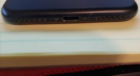 Good
													Apple iPhone 7 - Verizon, Black, 32 GB, A1660, photo 3 of 4