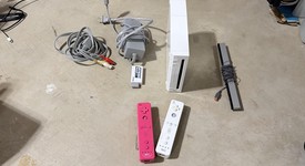 Fair
													Nintendo Wii - White, photo 2 of 4