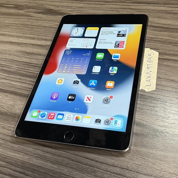 Apple iPad Mini 4 - Unlocked, 16 GB, Gray