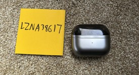 Used
													Samsung Galaxy Buds3 Pro - Silver, photo 5 of 6