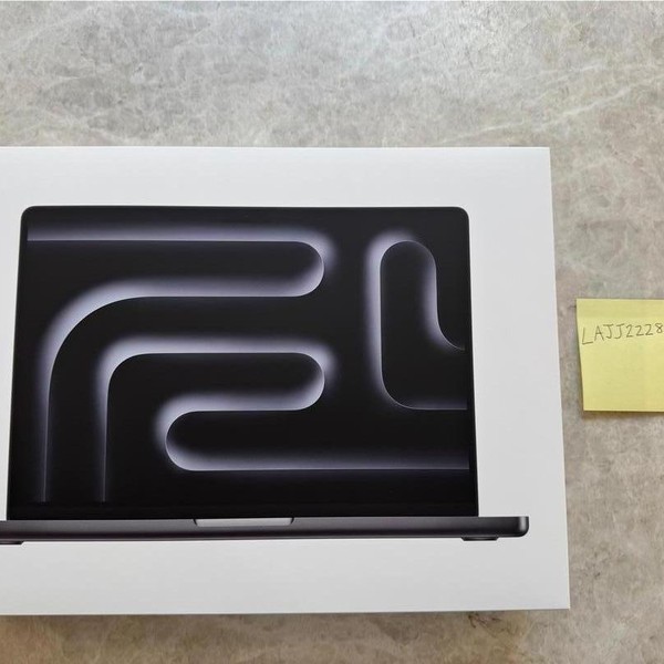 MacBook Pro 2024 - 14 inch - 1 TB, Space Black, 24 GB, Apple M4 Pro 14-core