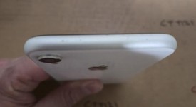 Good
													Apple iPhone Xr - Unlocked, White, 64 GB, A1984, photo 4 of 8