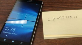 Good
													Microsoft Lumia 950 XL - Unlocked, White, 32 GB, photo 5 of 5