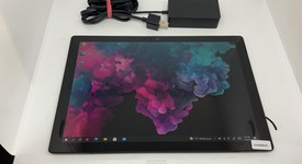 Good
													Microsoft Surface Pro 6 - Wi-Fi, Black, 256 GB, 8 GB, photo 1 of 8