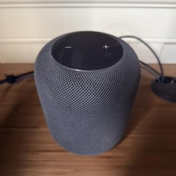 Apple HomePod 1st Gen - Gray