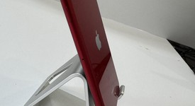 Fair
													Apple iPhone SE 3rd Gen 2022 - Unlocked, Red, 64 GB, A2595, photo 4 of 13