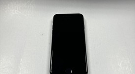 Mint
													Apple iPhone SE 3rd Gen 2022 - Unlocked, Midnight, 64 GB, A2595, photo 3 of 9