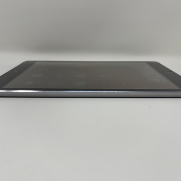 Apple iPad Mini 3 - Unlocked, 64 GB, Gray, A1600