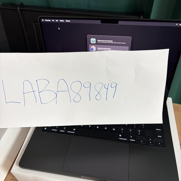 MacBook Pro 2024 - 14 inch - Apple M4 Pro 12-core, Space Black, 512 GB, 24 GB