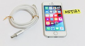 Good
													Apple iPhone SE 1st Gen 2016 - Unlocked, Silver, 64 GB, A1662, photo 1 of 6