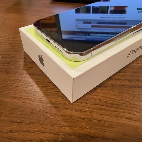 Apple iPhone 14 Pro - Unlocked, 128 GB, Silver, A2650