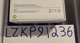 New
													Apple AirPods Pro 3, photo 3 of 6