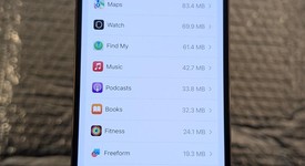 Mint
													Apple iPhone 14 Pro - Unlocked, Gold, 256 GB, A2650, photo 2 of 11
