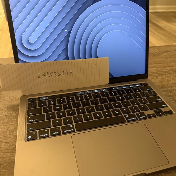 MacBook Pro 2020 - 13 inch - Apple M1, Gray, 1 TB, 16 GB